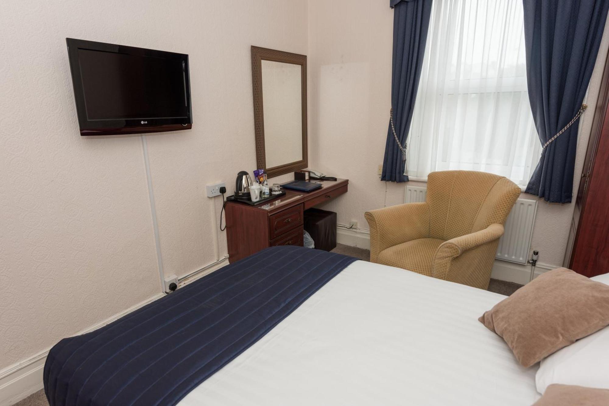 Devonshire Park Hotel Eastbourne Exteriör bild