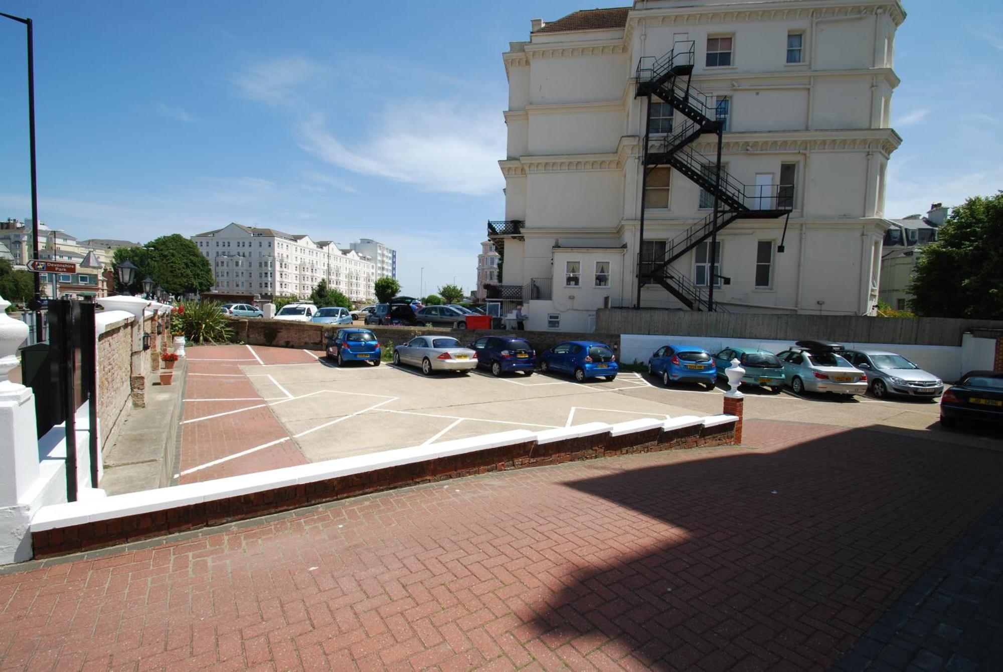 Devonshire Park Hotel Eastbourne Exteriör bild