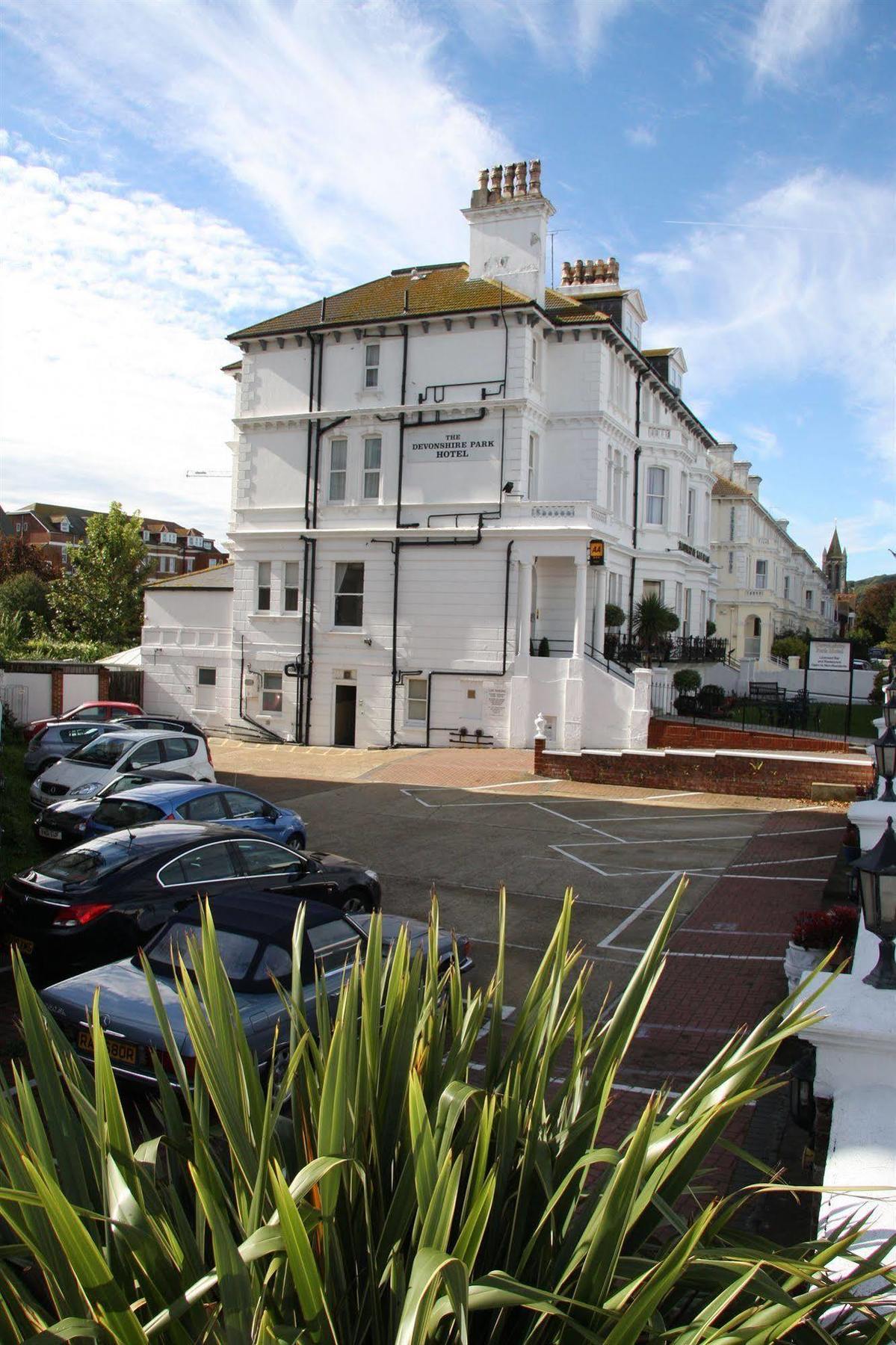 Devonshire Park Hotel Eastbourne Exteriör bild